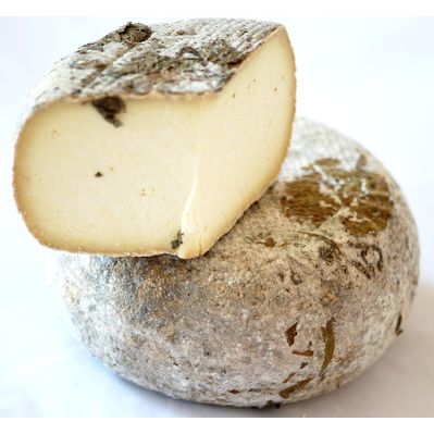 Pecorino Walnuts Leaves 2 Kg